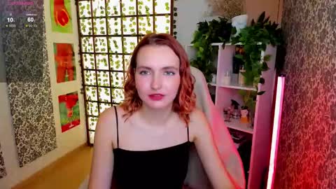 Snapshot of elis_cherry chatting on October 9, 2:37 am Elis  online show from October 9, 2:37 am