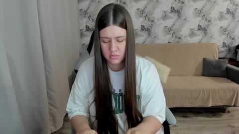 Aletta Oushen online show from October 15, 1:57 pm