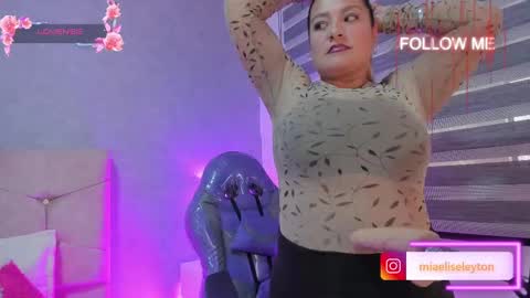 ELISE LEYTON online show from October 1, 3:28 pm