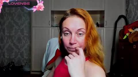 Elise online show from August 2, 8:01 pm