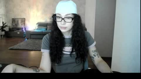 Eliss online show from July 23, 12:13 pm