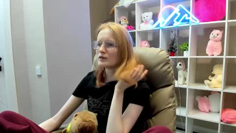 Snapshot of elizabeth_harpper chatting on January 30, 8:32 am Elizabeth online show from January 30, 8:32 am