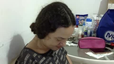 Elizabeth Martinez  online show from May 29, 6:28 pm