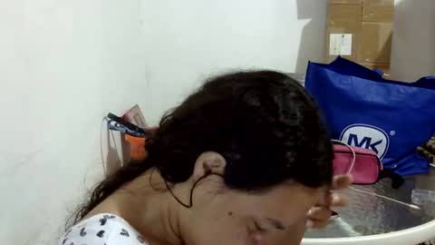 Elizabeth Martinez  online show from May 28, 6:17 pm