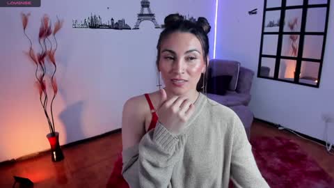 Elizabeth online show from December 28, 9:51 pm