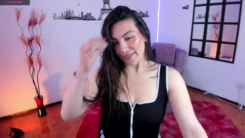 Elizabeth online show from January 7, 5:53 pm