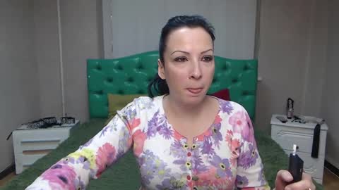 ElizabethSho online show from January 24, 6:46 pm