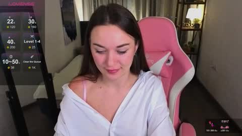 elizabetsoon online show from December 15, 8:19 am