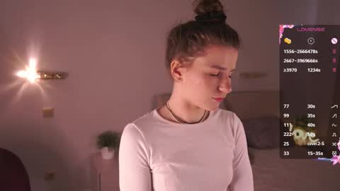 Snapshot of elizebethcreeley chatting on September 30, 8:42 am harlotte online show from September 30, 8:42 am