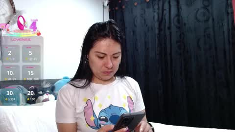 ella rouse online show from April 9, 11:04 am