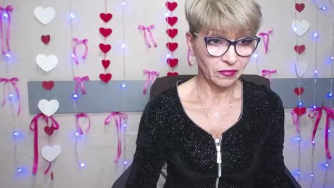 EllaBonito online show from January 27, 6:30 am