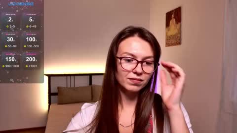 Snapshot of ellacanny chatting on October 19, 6:15 am ellacanny online show from October 19, 6:15 am