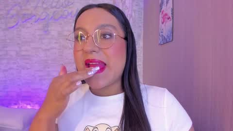 Ella online show from February 14, 4:26 am