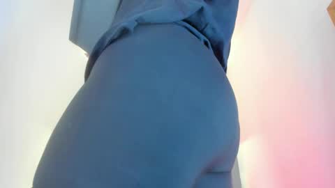 Ella online show from September 9, 11:54 am