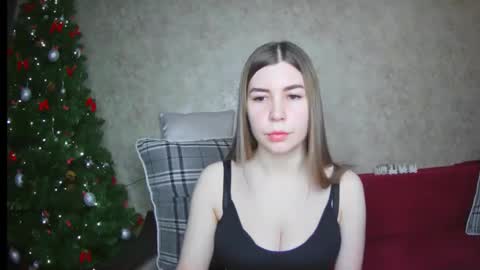 EllaNuar online show from January 8, 2:25 am