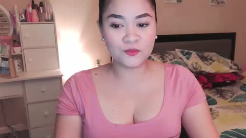 Ann online show from December 2, 11:44 am