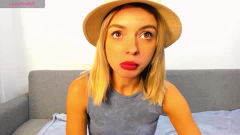 ellen_flow online show from October 9, 10:03 pm