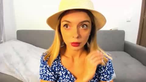 ellen_flow online show from November 16, 10:32 pm