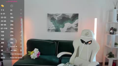 elli_anderson online show from March 7, 6:09 am