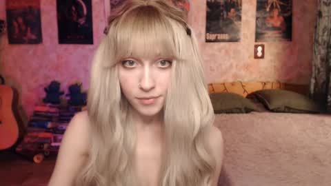 ellie_friendly online show from February 21, 12:06 pm