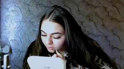 Snapshot of ellies_8 chatting on September 20, 12:25 pm Ellie online show from September 20, 12:25 pm