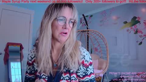 Snapshot of ells_palace chatting on December 21, 6:11 pm Ella Bella Bo Bella online show from December 21, 6:11 pm