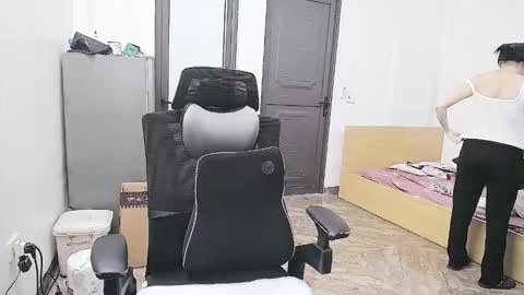 ellsa9x online show from December 19, 4:37 am