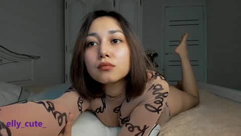 Elly Cute  online show from January 25, 1:32 am