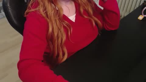 Elly online show from November 13, 8:41 pm