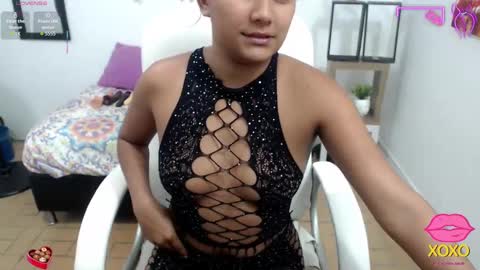 Elly online show from October 8, 6:34 pm