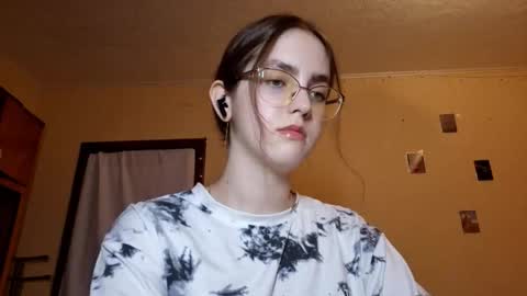 Kate online show from March 11, 2:53 pm