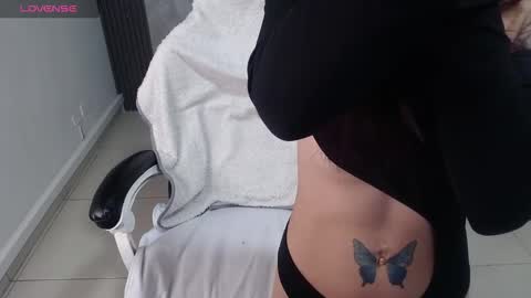 Snapshot of elody_a chatting on September 23, 1:31 pm Elody  online show from September 23, 1:31 pm