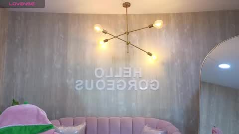 Snapshot of elody_a chatting on October 19, 3:08 am Elody  online show from October 19, 3:08 am