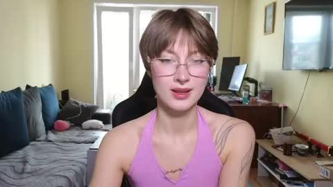 elsaangel online show from April 16, 6:03 am