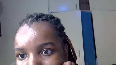 flo online show from October 22, 2:33 pm