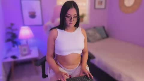 Ema online show from September 25, 9:23 pm