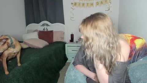 Ember Pheonixxx online show from February 25, 3:31 am