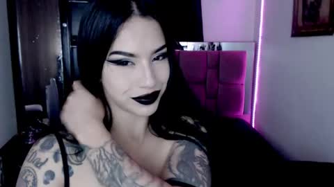 Emerald Black online show from February 2, 5:06 am