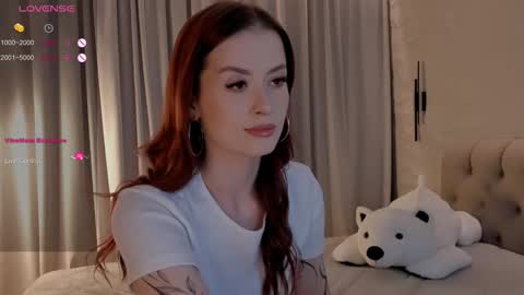 Snapshot of emelilove chatting on October 24, 5:36 am Emeli online show from October 24, 5:36 am