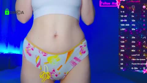 Emely online show from November 11, 12:50 am