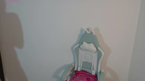 sabrina online show from October 31, 5:20 am