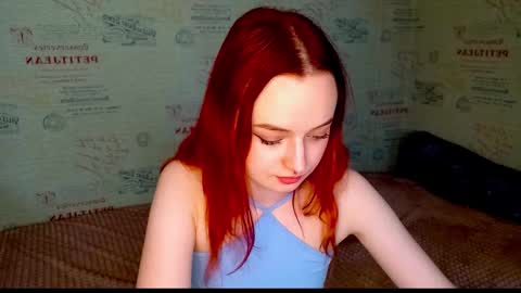 Snapshot of emi_less chatting on September 20, 10:13 am Emi online show from September 20, 10:13 am