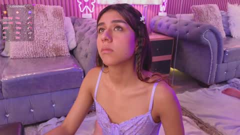 Emily online show from December 12, 1:28 pm