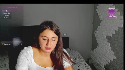 Snapshot of emili77777 chatting on September 16, 7:05 am emili77777 online show from September 16, 7:05 am