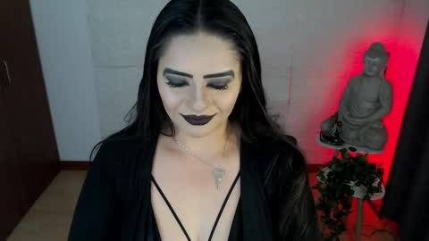 POWERFULL GODDESS EMILI online show from April 7, 11:51 pm
