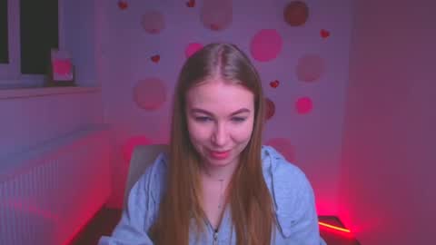 Emilia online show from March 4, 6:04 am