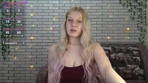 Amili online show from December 4, 2:26 pm