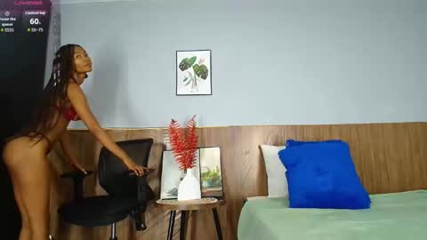 emilibonnie online show from April 25, 11:02 pm