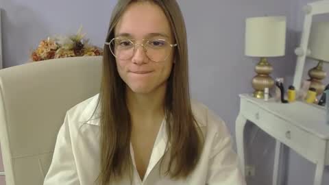 Emilly online show from January 15, 7:58 am