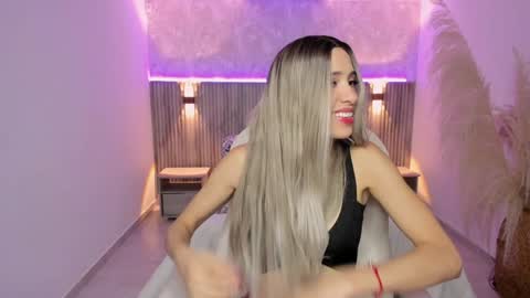 Emily online show from January 9, 3:15 am